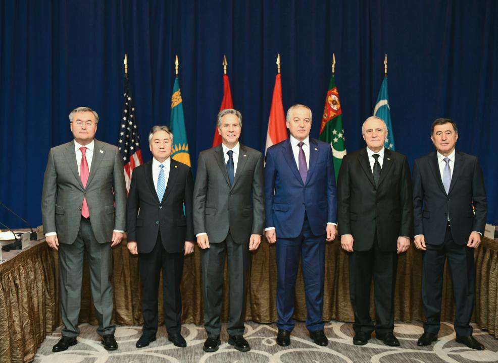 The US Secretary of State will pay a three-day visit to Central Asia