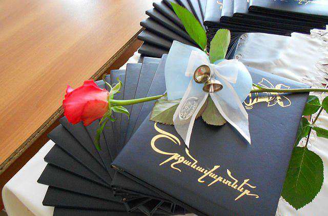 «Վերջին զանգը ոչ ոք չի չեղարկել»․ ԿԳՄՍ նախարար