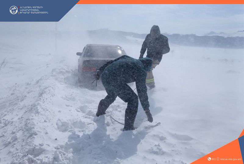 Շինուհայրի խաչմերուկում 175 բեռնատար է մնացել կանգնած