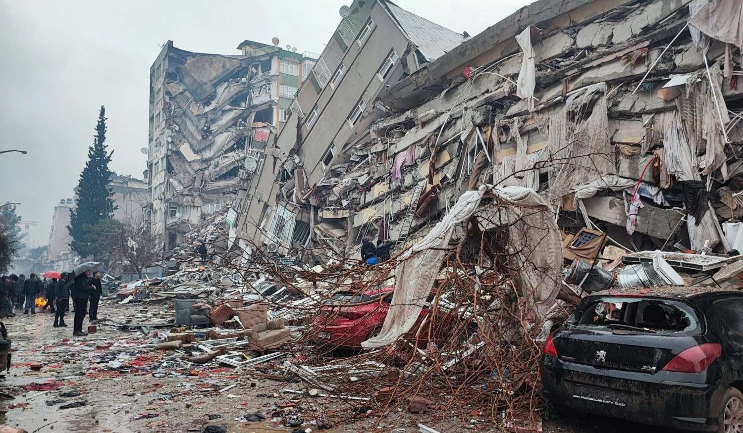 The material damage caused by the earthquakes in Turkey is about 34.2 billion dollars
