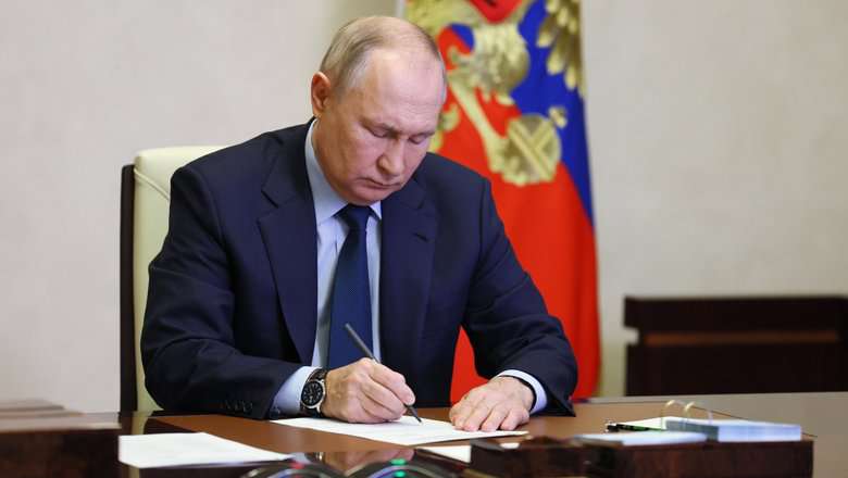 Путин помиловал 52 осужденные женщины