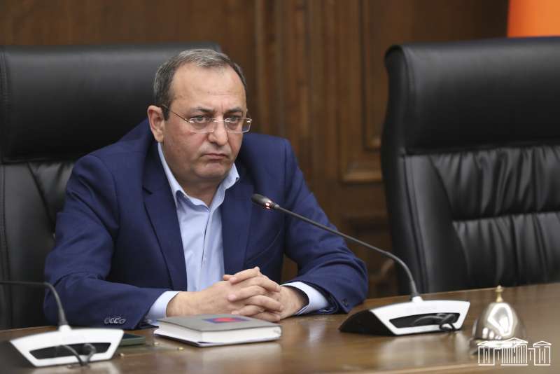 Չպետք է գնալ նման զիջումների. Արծվիկ Մինասյան