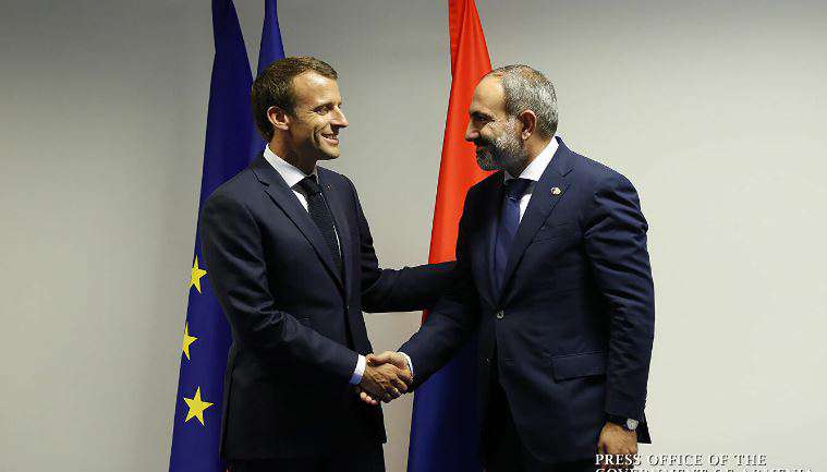 Президент Франции пригласил Никола Пашиняна в Париж.