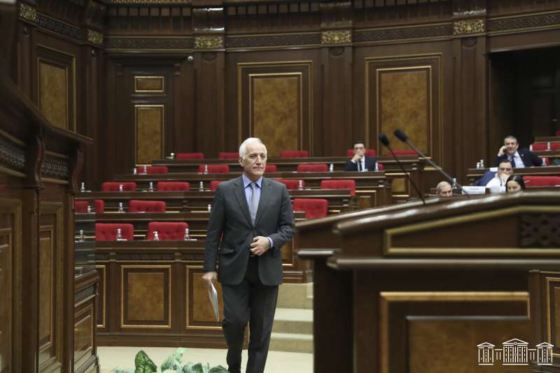 ՀՀ նախագահի պաշտոնի ստանձնմանը նվիրված ԱԺ հատուկ նիստը՝ մարզահամերգային համալիրում