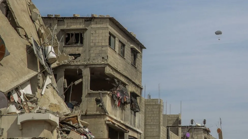 The United States delivered humanitarian aid to the residents of Gaza by balloon