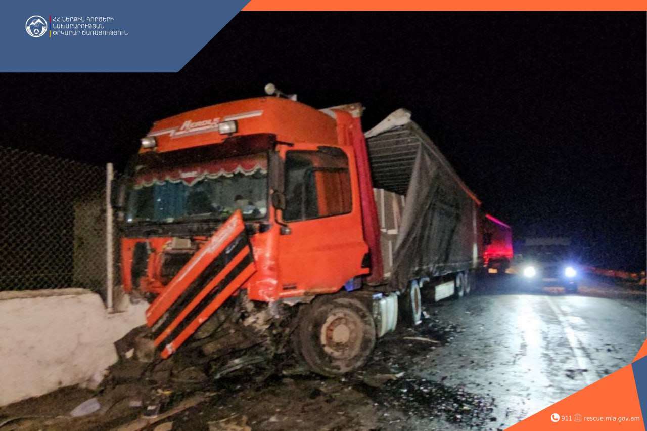 Ողբերգական վթար. բեռնատարին բախված մեքենայի վարորդն ու երեք ուղևորը մահացել են