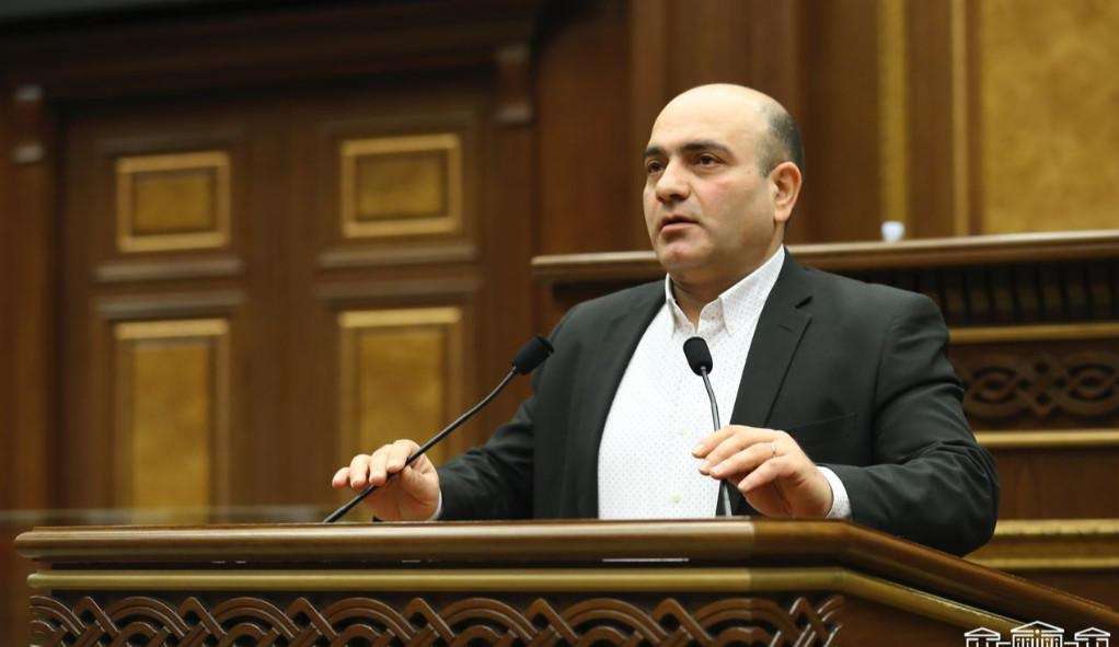 «Կազինոները բակերից վերացել, եկել, մտել են մարդկանց գրպանը». Թադևոս Ավետիսյան (ՏԵՍԱՆՅՈՒԹ)