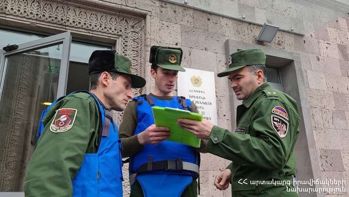 Сигнал о заложенной в школе бомбе оказался ложным