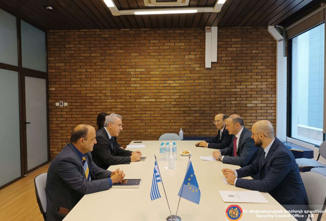 ԱԽ քարտուղարը հանդիպել է Հունաստանի վարչապետի ազգային անվտանգության հարցերով խորհրդականին