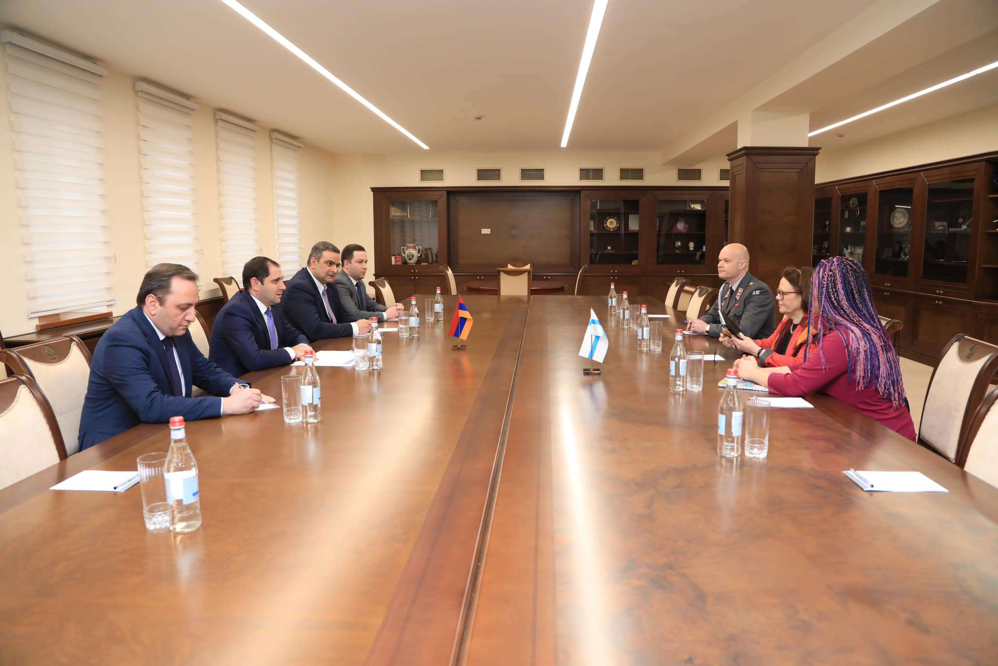 Papikyan presented to the Ambassador of Finland the process of reforms launched in the Armed Forces