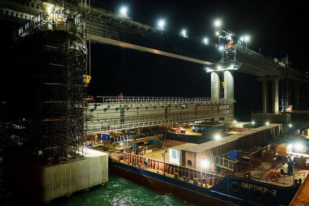 The railway of the Crimean bridge is being repaired