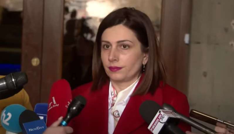 «Կարմրուկի դեպքերը լոկալ բռնկման շրջանակից դեռ դուրս չեն եկել». նախարար
