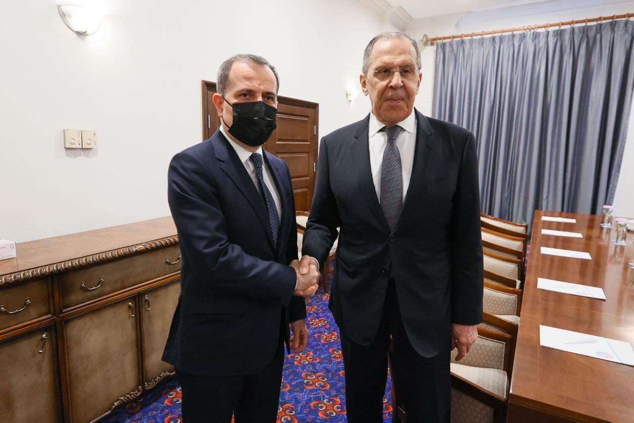Лавров и Байрамов обсудили делимитацию армяно-азербайджанской границы