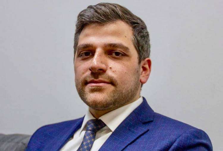 Հակակոռուպցիոն կոմիտեն խուզարկություն է իրականացրել Գևորգ Սիմոնյանի աշխատասենյակում