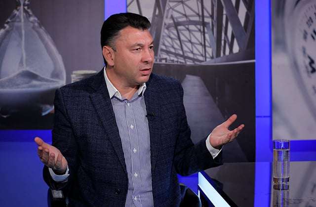 «Շուտ պիտի տարանջատվեին». Շարմազանովը՝ Քոչարյանի թիմակիցներին