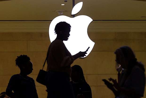 Apple-ից 1 մլրդ դոլար են պահանջել iPhone-ի դանդաղեցման համար