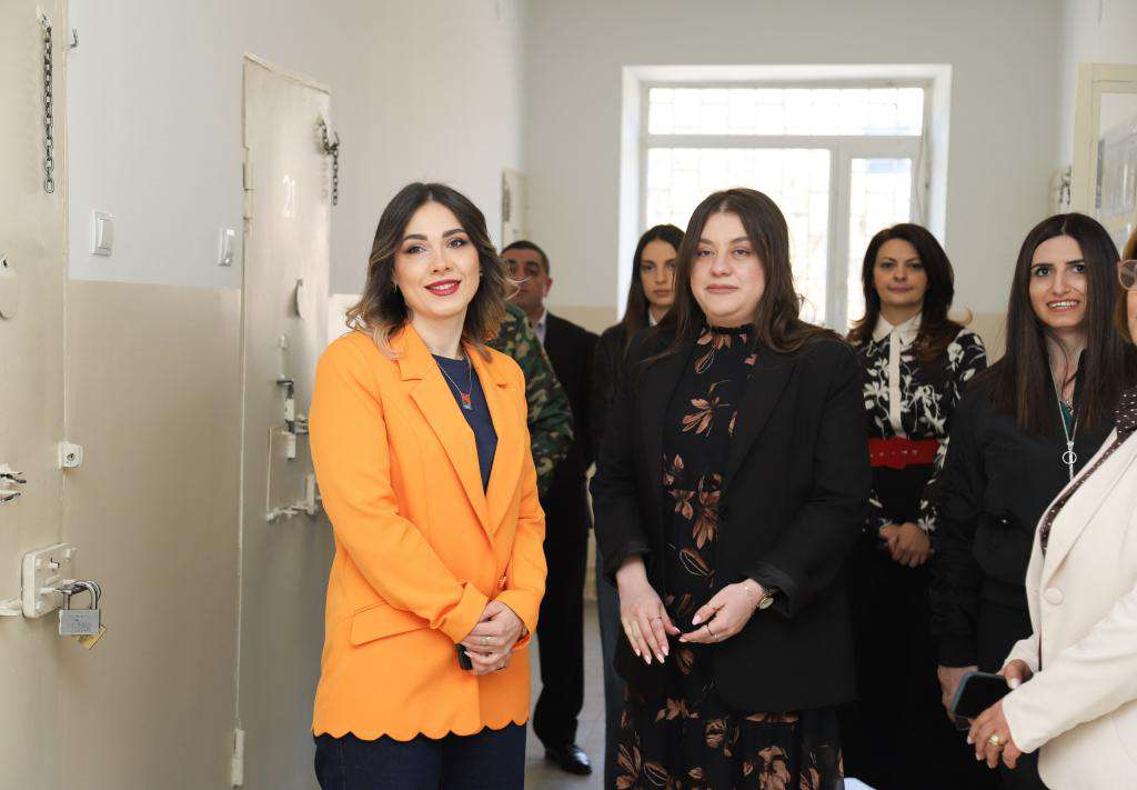 Դատապարտյալ կանաց համար կազմակերպվել էր նրանց իրավունքներին վերաբերող քննարկում