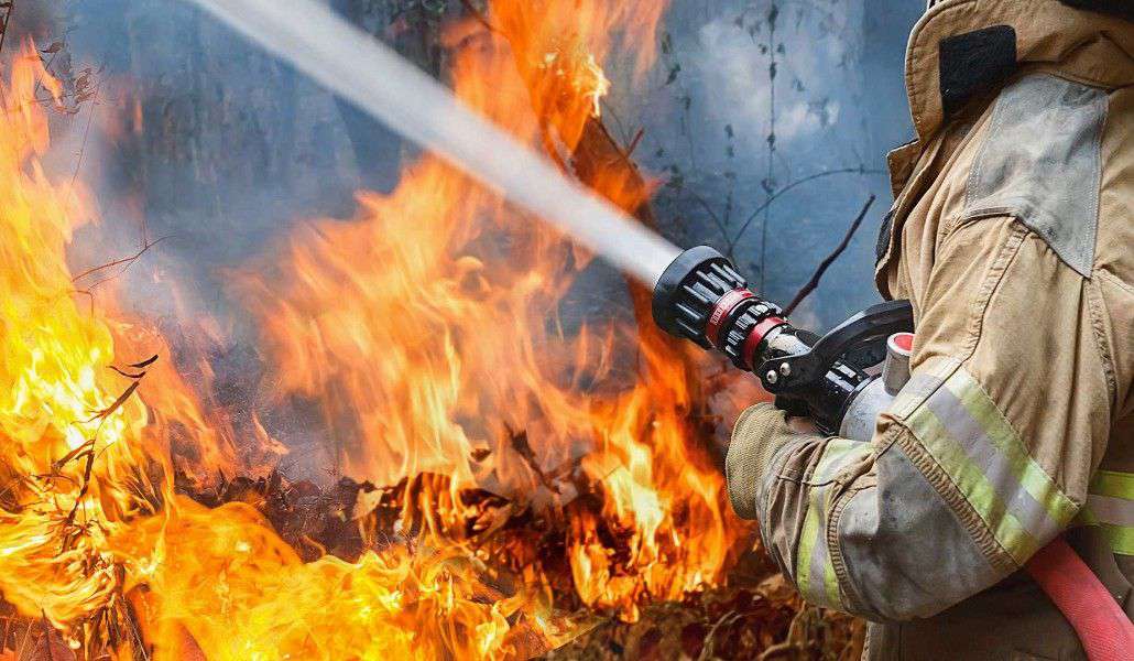 Դաստակերտ քաղաքում տուն է այրվել