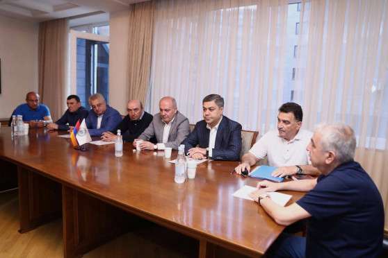 "Требуем проверить работу финансируемых США 12 биолабораторий в Армении" - Союз офицеров запаса СНБ