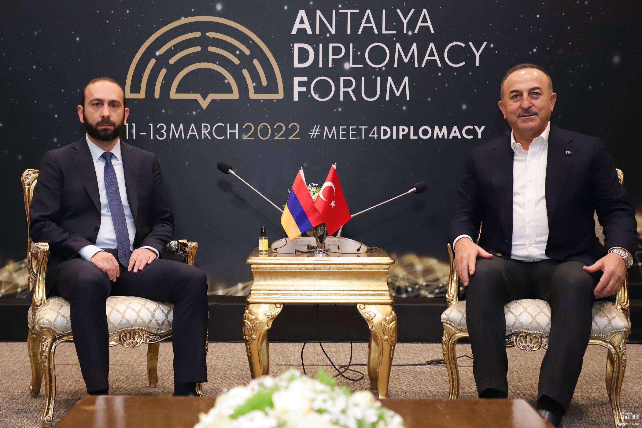 «Մոսկվան ողջունում է Թուրքիայի և Հայաստանի միջև հարաբերությունների կարգավորման ընթացքը». Լավրով