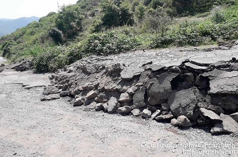 Обвала на Сюникской альтернативной дороге не было