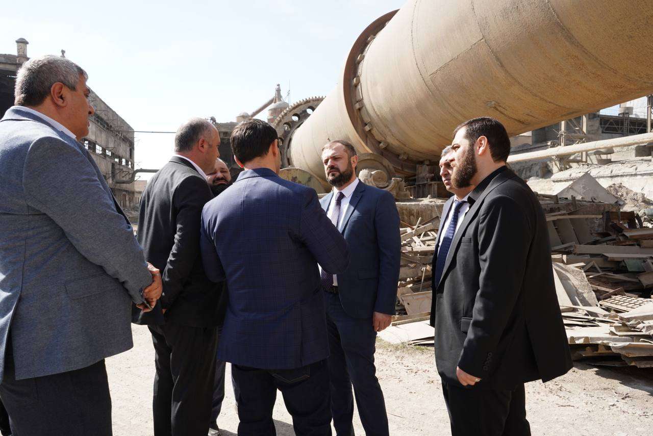 Գևորգ Պապոյանն այցելել է «Շինցեմենտ» ՍՊԸ, շրջել է արտադրամասերով