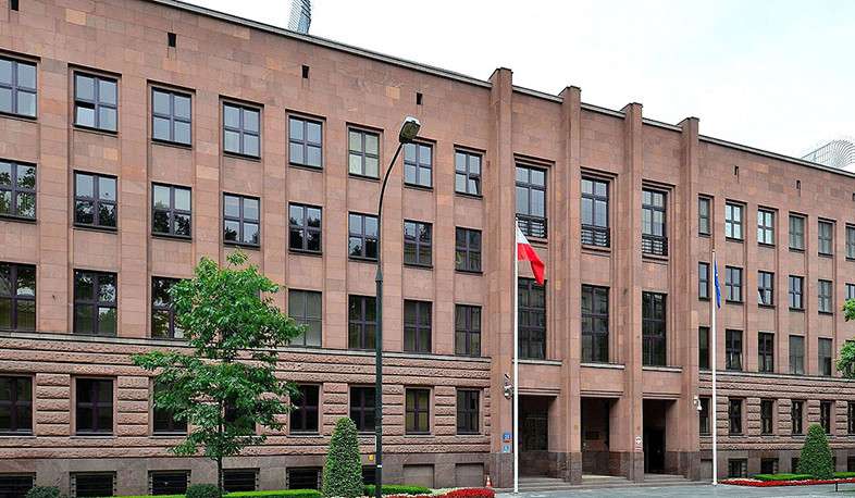 Poland hopes for early signing of peace treaty