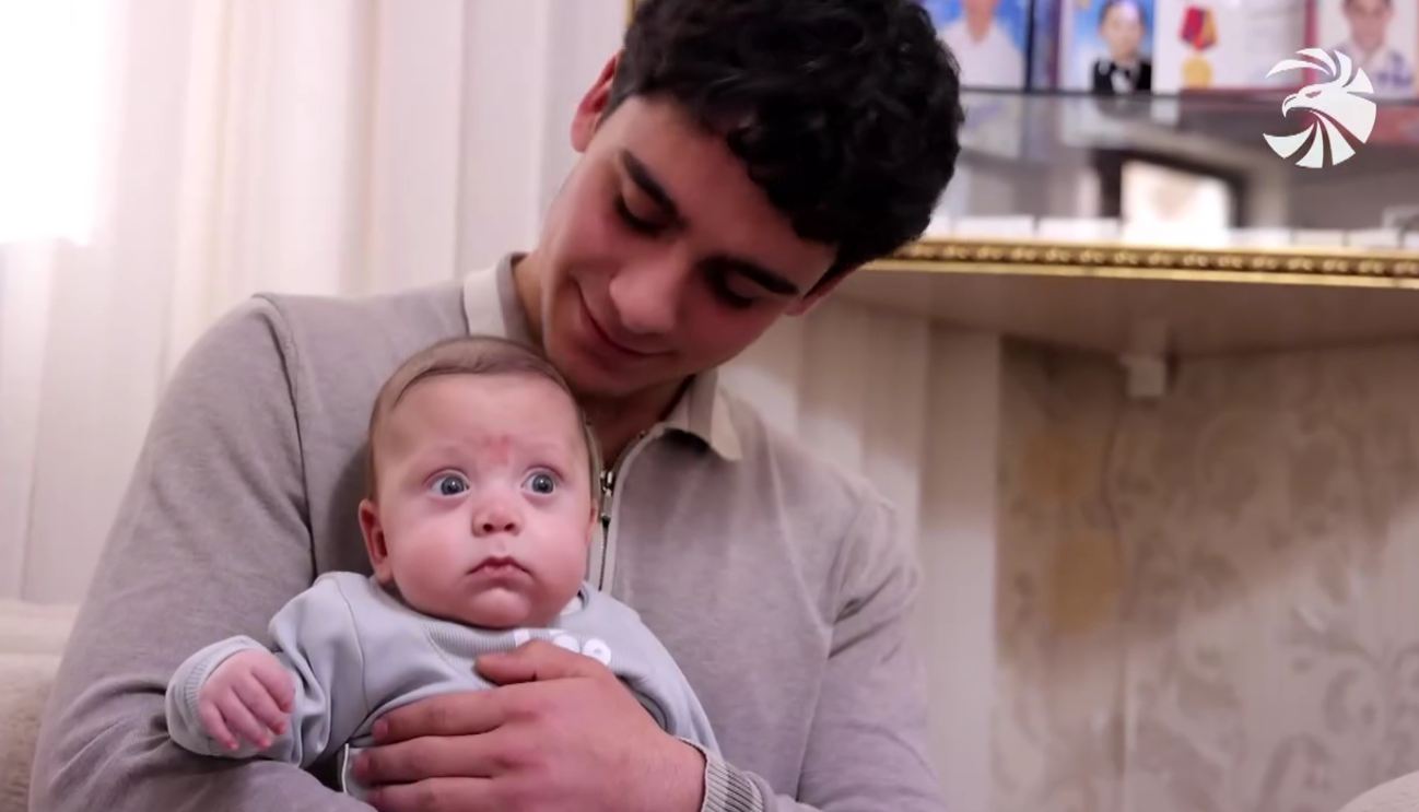 Ծնվել է պատերազմում անմահացած Նարեկ Գինոսյանի եղբայրը