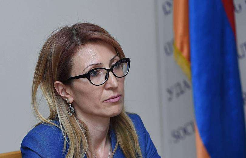 Мане Тандилян, которая освободила сыновей от армии, хочет стать мэром Еревана. «Жоховурд»