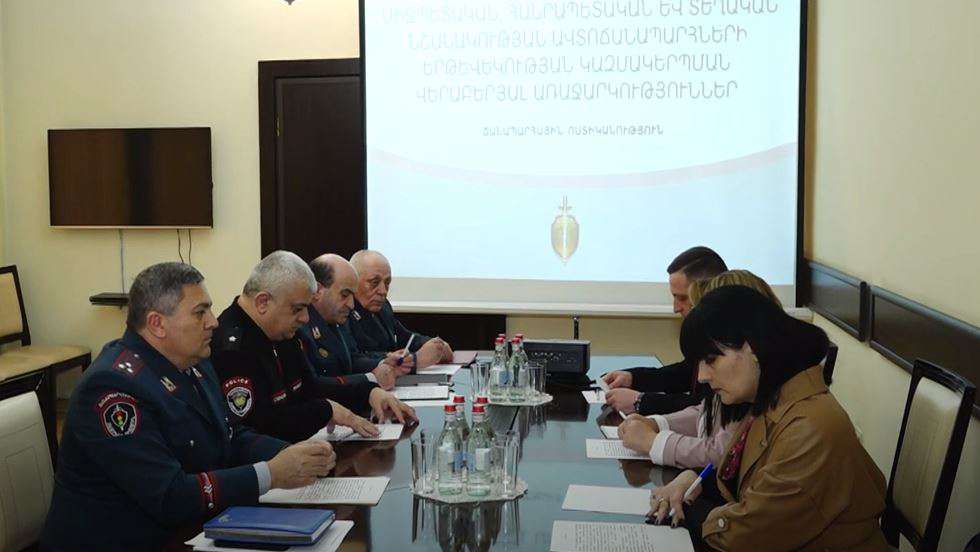 ՆԳ և ՏԿԵ փոխնախարարները քննարկել են երթևեկության կազմակերպման վերաբերյալ հարցեր