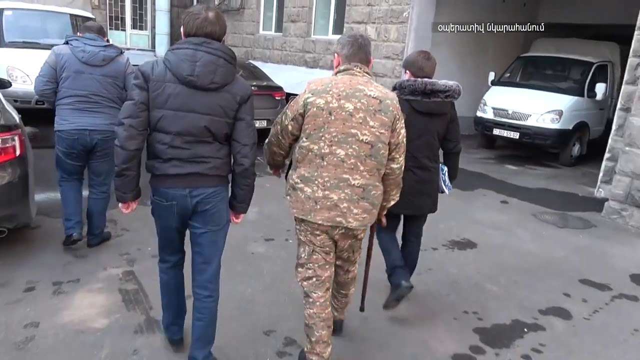 Пойман аферист присвоивший крупную сумму денег у родителей убитых солдат (ФОТО)