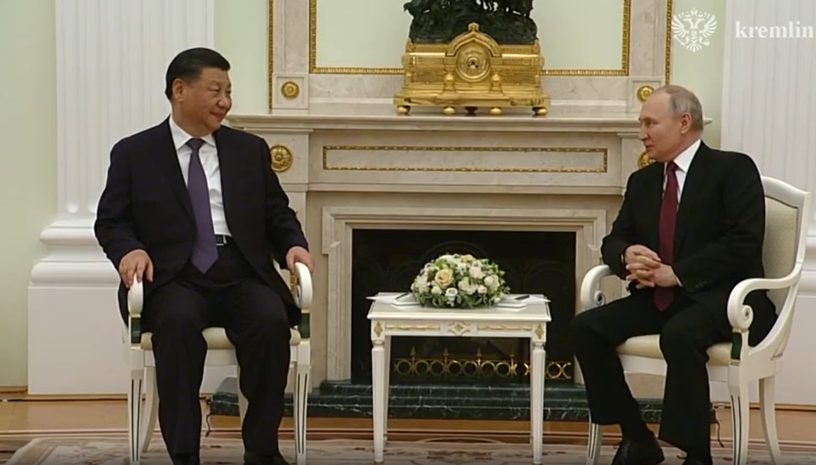 Xi Jinping arrived in the Kremlin for an informal meeting with Putin