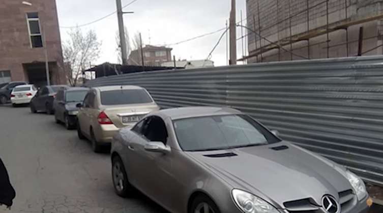 В Ереване пойман иностранец, совершавший кражи из автомобилей