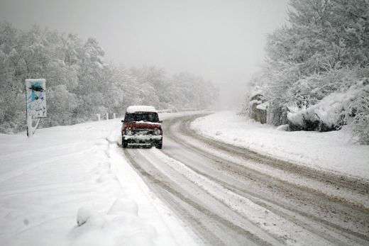 Եղանակային պայմաններից ելնելով՝ հորդորում ենք երթևեկել միայն խիստ անհրաժեշտության դեպքում․ ԱԻՆ