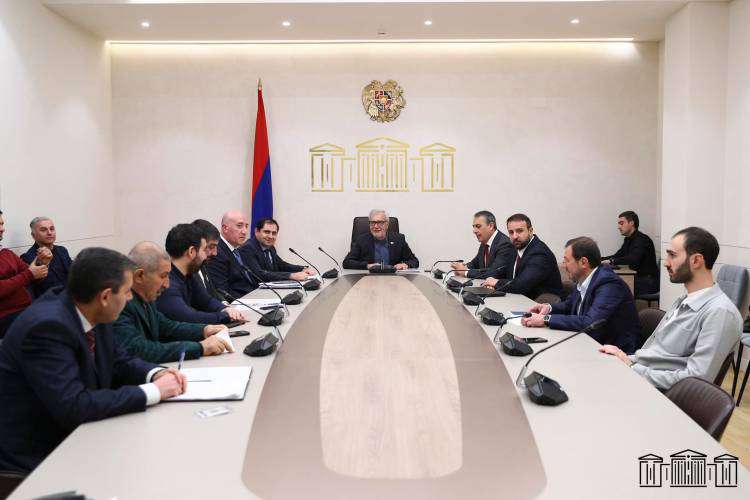 Պաշտպանվել են գաղտնալսումից․ «Հրապարակ»