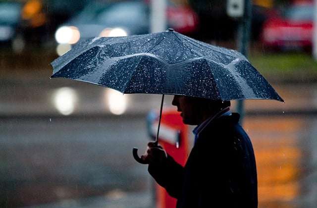 Precipitation, thunder and fog are expected in some regions