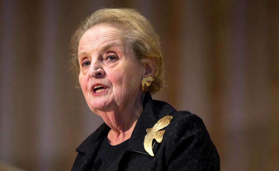 Скончалась первая женщина-госсекретарь США Мадлен Олбрайт