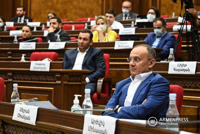 Неприемлемы вопиющие проявления антироссийских настроений. Фракция "Айастан"