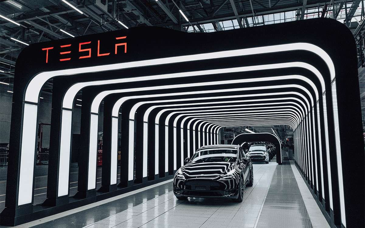 Tesla էլեկտրամեքենաների ահռելի գործարանը Բեռլինում (ՖՈՏՈՇԱՐՔ)