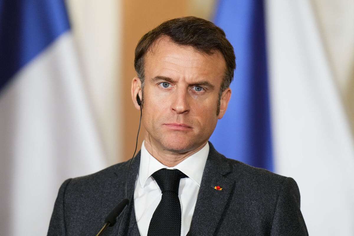"France offered Russia cooperation in the field of fighting terrorism." Macron