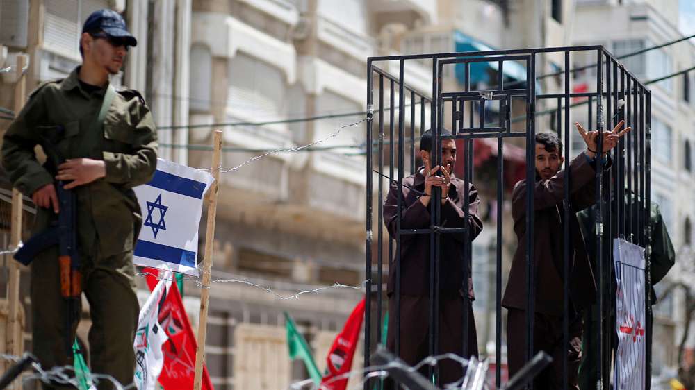 Israel may release 700 Palestinian prisoners