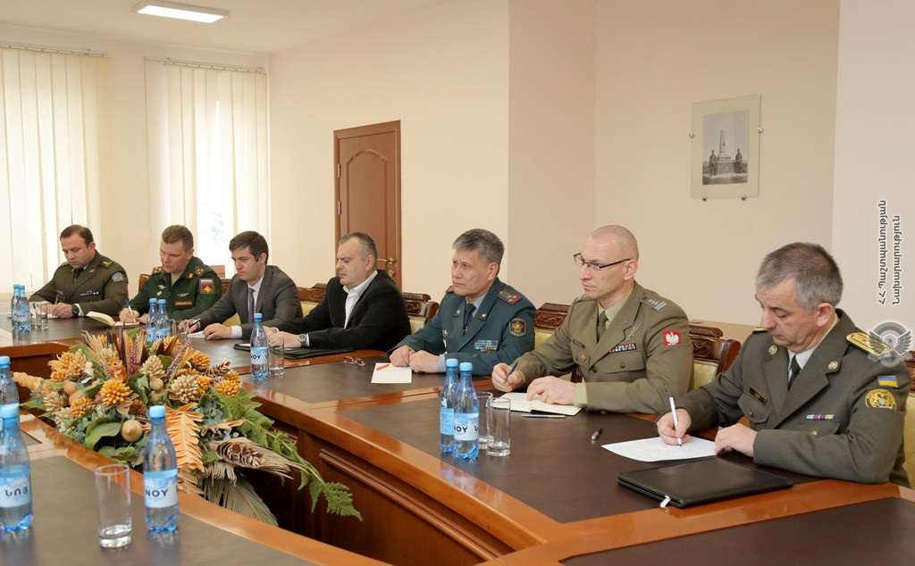 Ситуация в Арцахе была представлена ​​военным атташе. Министерство обороны