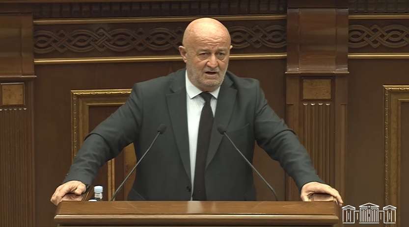 «Իմ համեստ կերպարով որոշակի անհարմարություններ կարող եմ առաջացնել». Աղազարյան (ՏԵՍԱՆՅՈՒԹ)