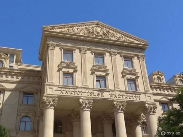 МИД Азербайджана распространил заявление в связи с трехсторонней встречей в Брюсселе.