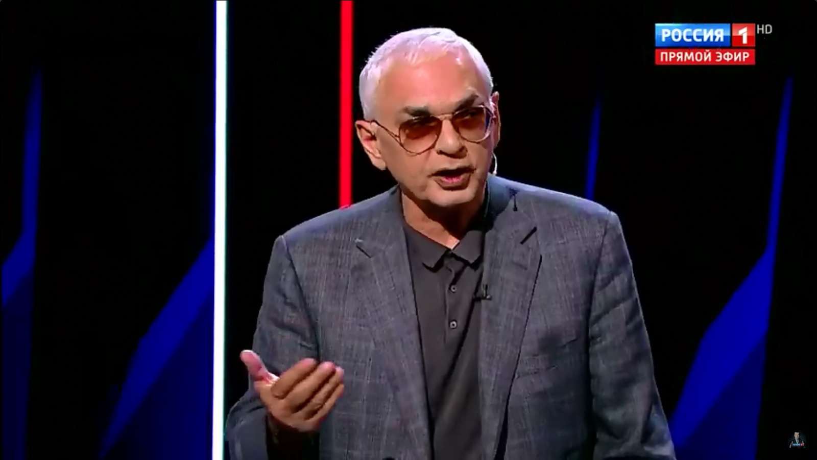 "Удар по Баку!? это бред!" - Карен Шахназаров ответил депутату Делягину