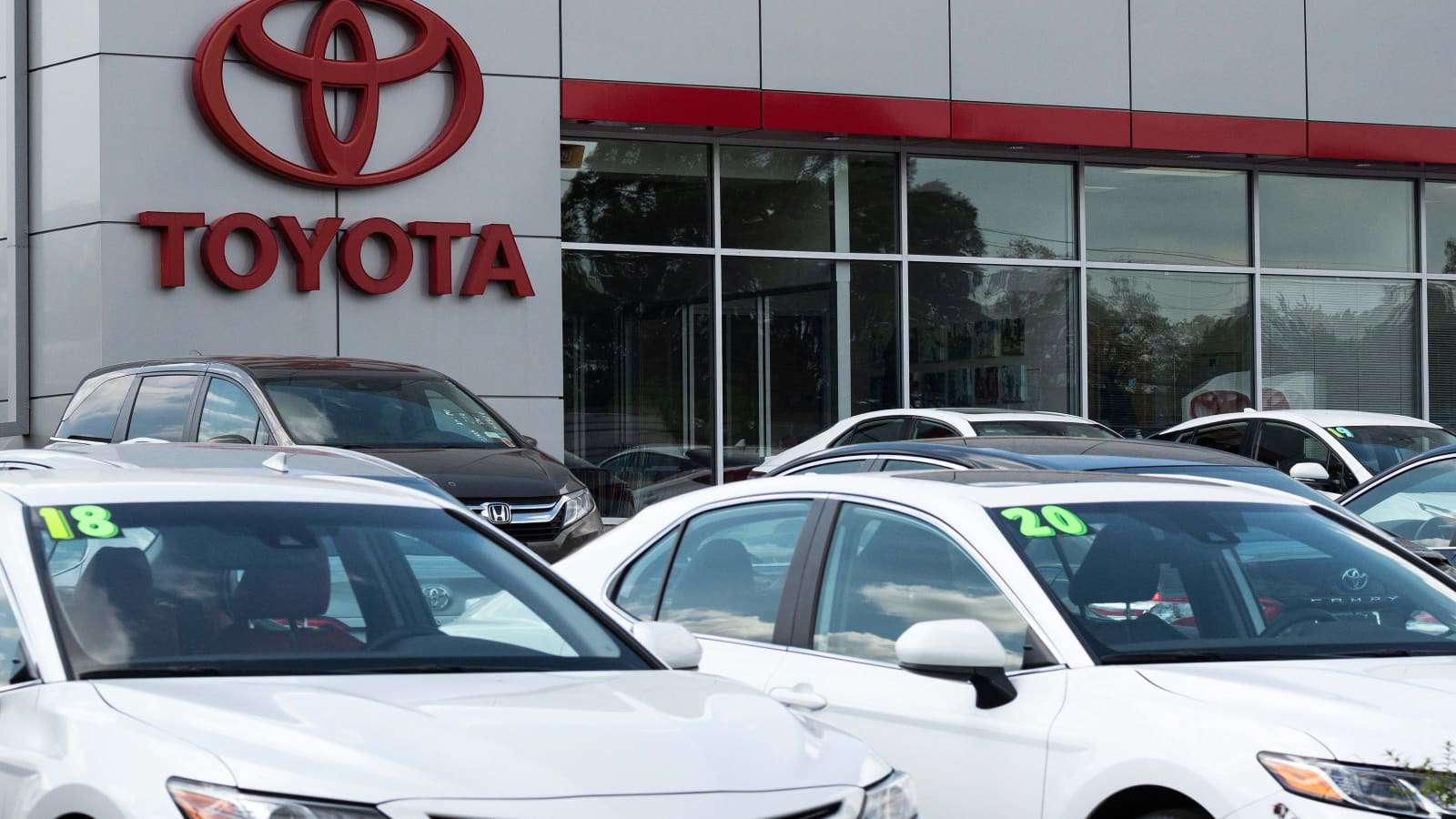 Toyota recorded record sales in February