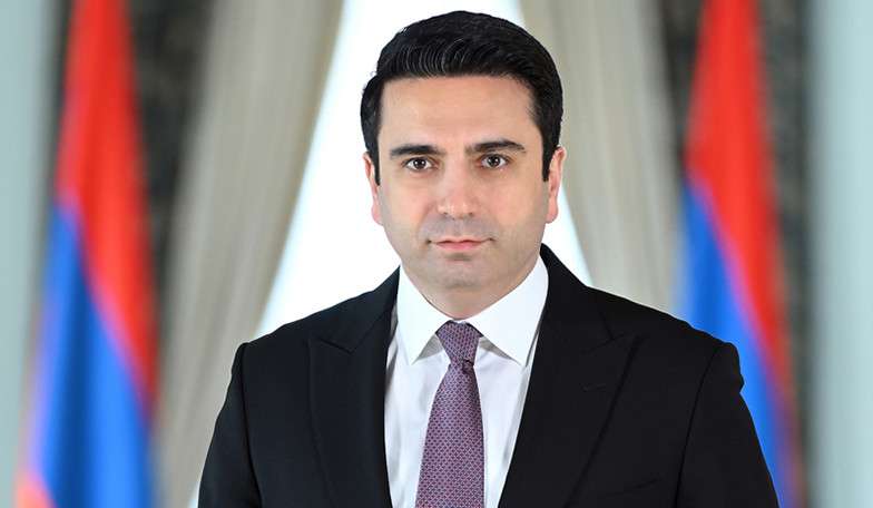 Ալեն Սիմոնյանի շնորհավորանքը Հարության տոնի առթիվ