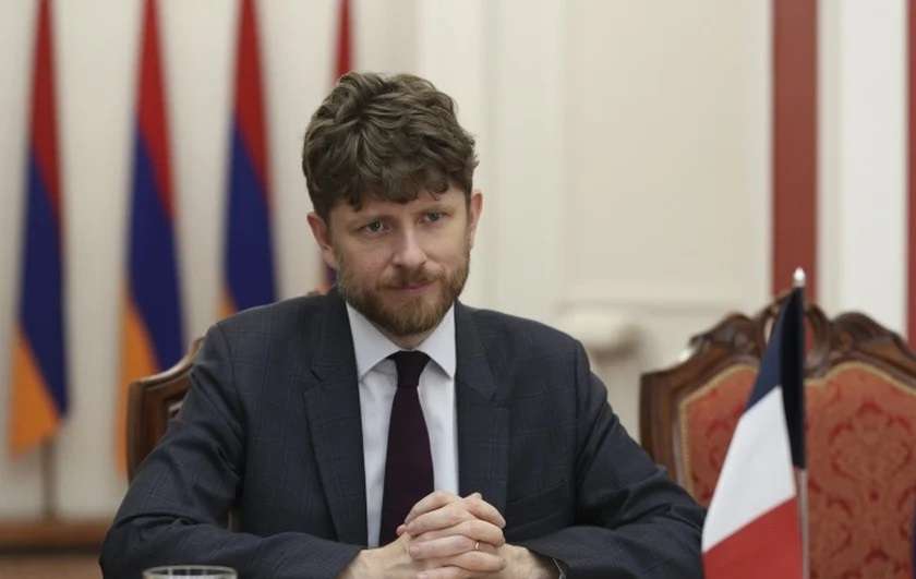 «Մտքերս ԼՂ-ից վտարված փախստականների հետ են»․ ՀՀ-ում Ֆրանսիայի դեսպան