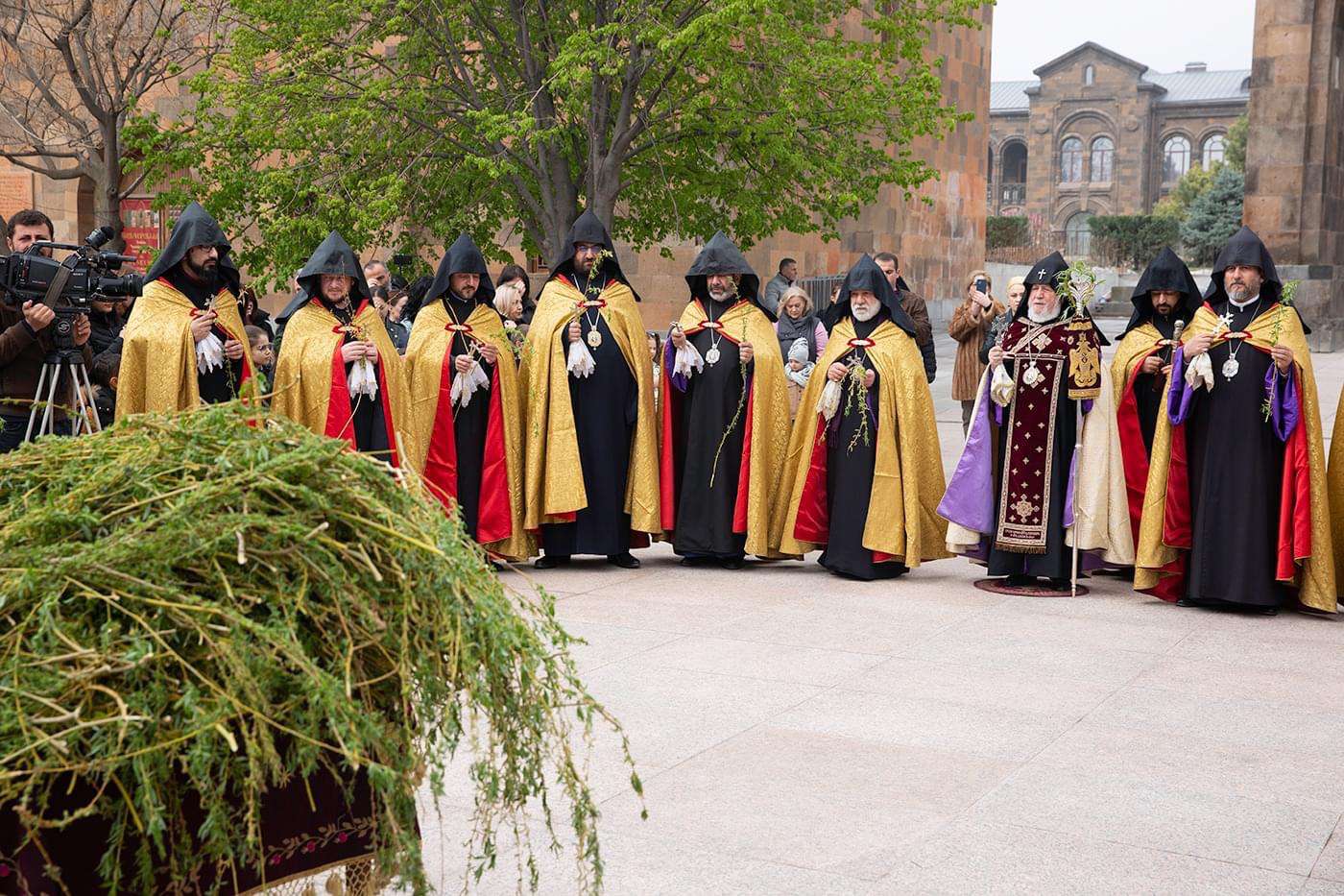 Ծաղկազարդի տոնը Մայր Աթոռ Սուրբ Էջմիածնում