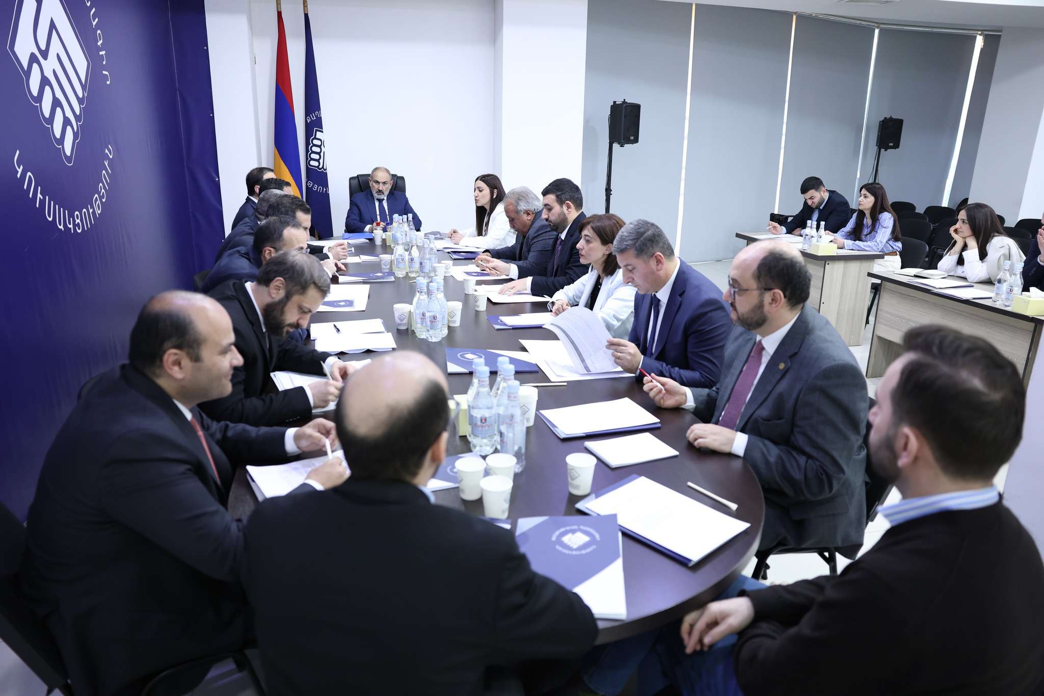 ՔՊ նիստում սահմանվել է կանանց քվոտա՝ առնվազն 25%-ի չափով